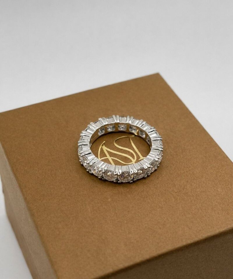 Alternative view of Aliança Champagne Royale Cravejada Moissanite 4 mm em Prata 925
