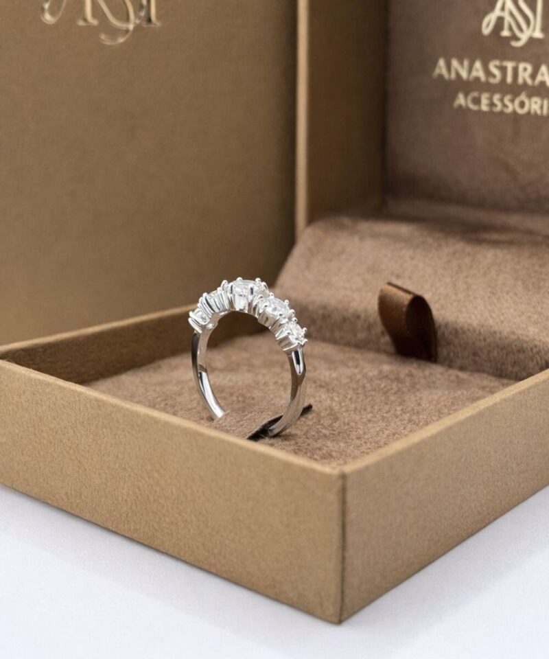 Alternative view of Anel Quintessence com 5 Moissanites de 5 mm em Prata 925