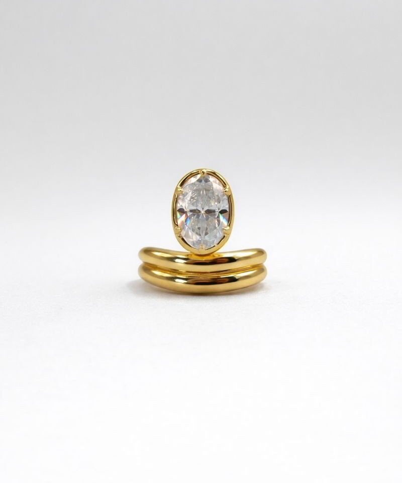 Alternative view of Anel Solitário Moissanite Oval em Prata 925 Banhada a Ouro 18k