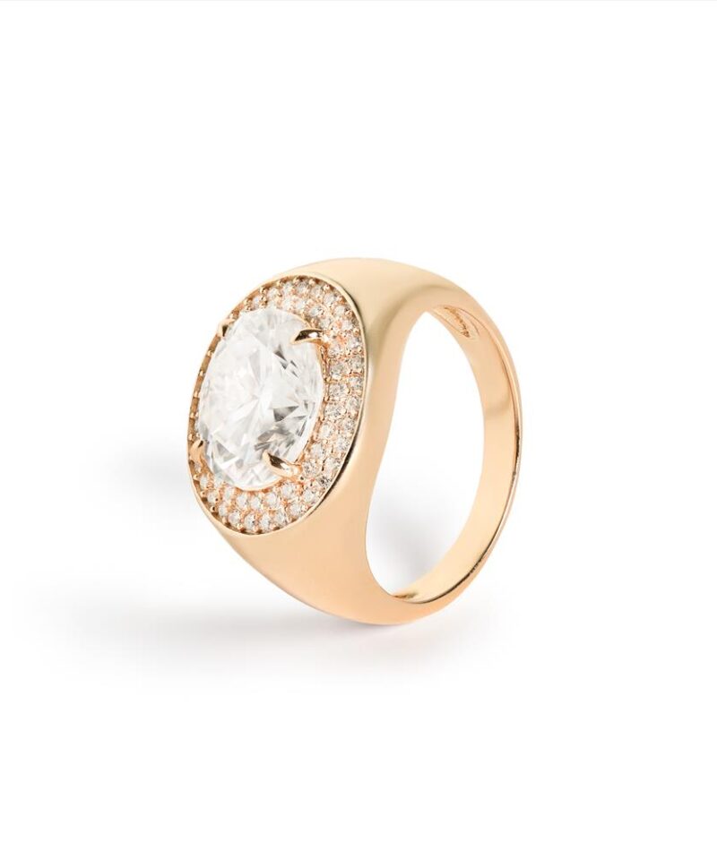 Anel Dedinho Petit Élise Moissanite 10x8 mm com Halo Cravejado