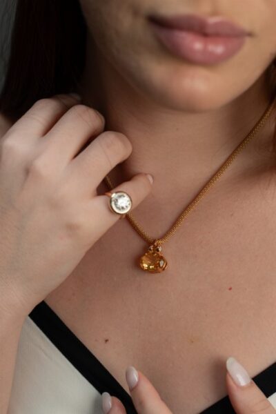 Alternative view of Colar com Pingente Oval de Citrino em Banho de Ouro 18k