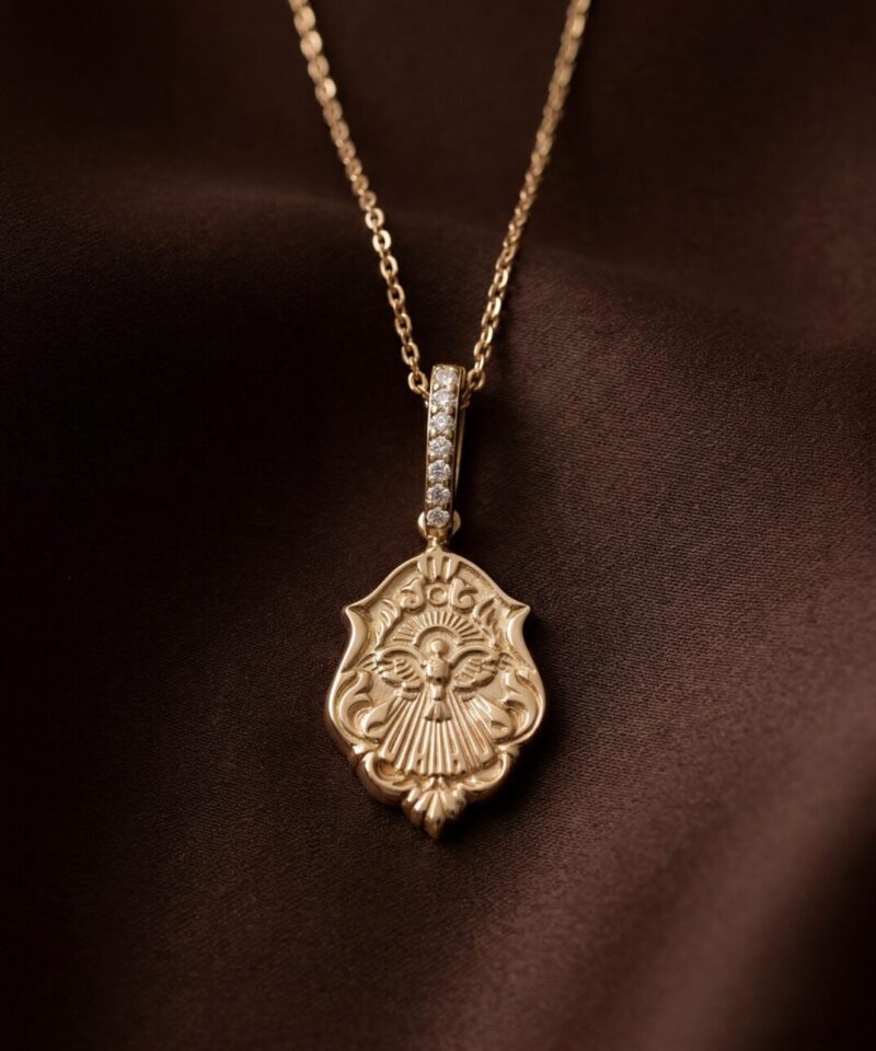 Alternative view of Colar Medalha Divino Espírito Santo com Zircônias em Prata 925 e Ouro 18k