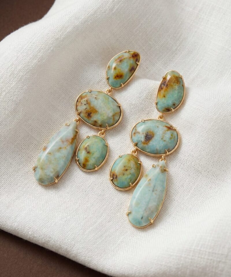 Alternative view of Brinco Zaria Pendente com Quatro Pedras Naturais em Ouro 18k